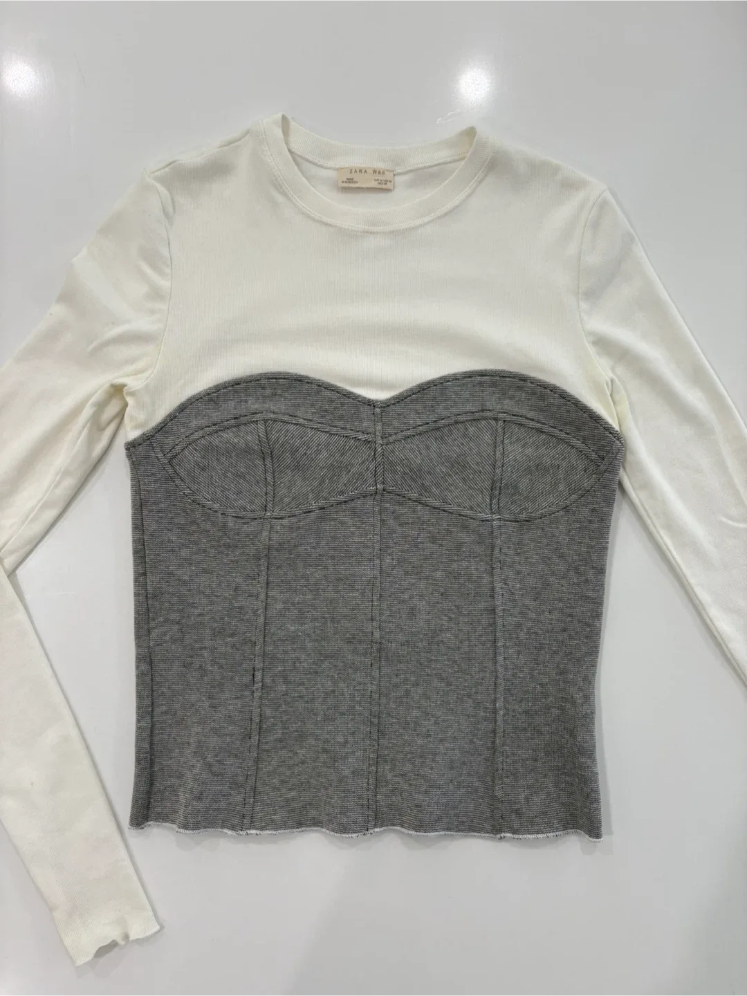 Zara W&B Corset Top - Size M image indicator(6)
