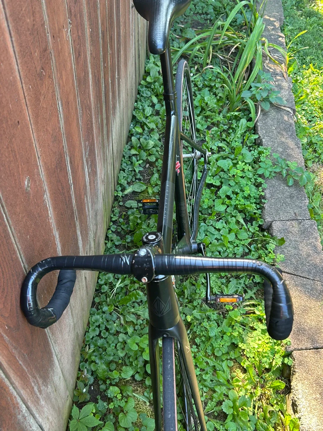 Throne NNR 707 Fixed Gear Bike image indicator(3)