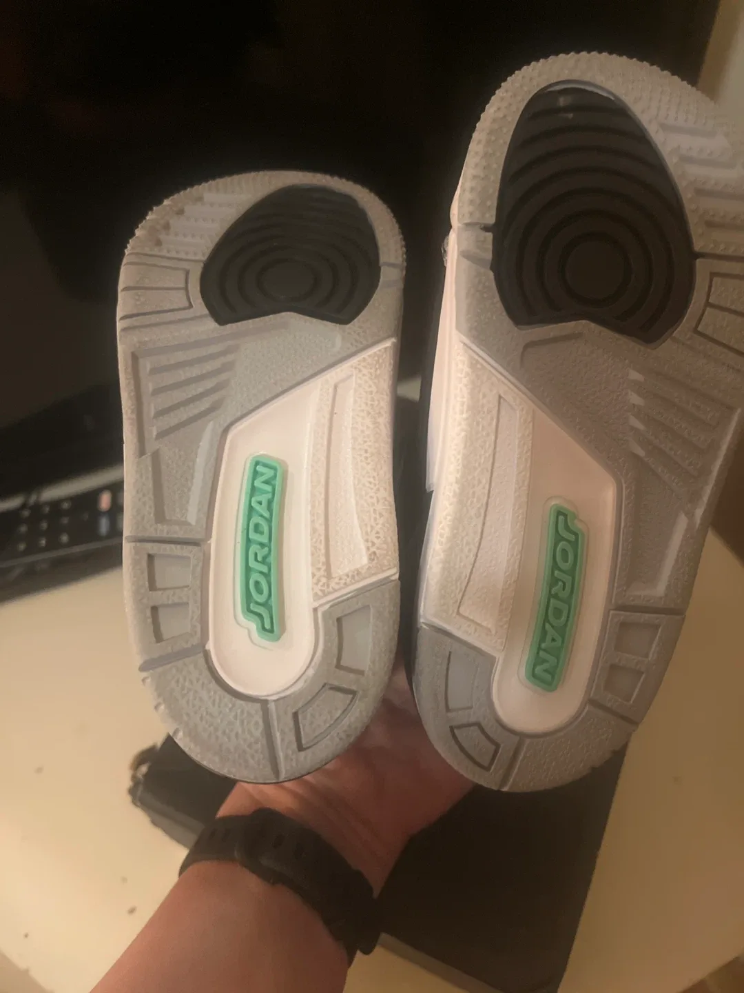 Jordan 3 Retro (TD) Size 8C image indicator(3)