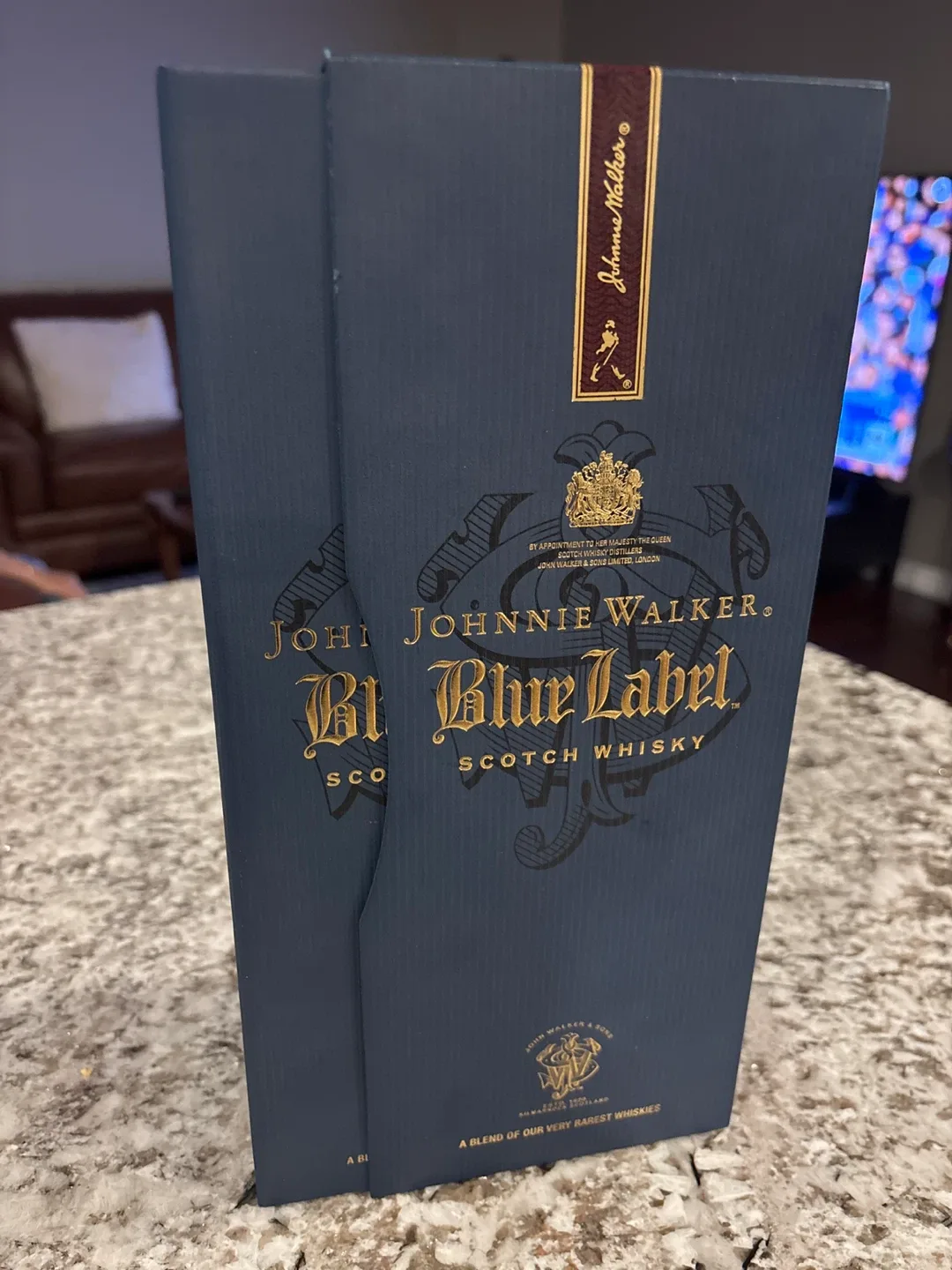 Johnnie Walker Blue Label Scotch Whisky with Box image indicator(2)