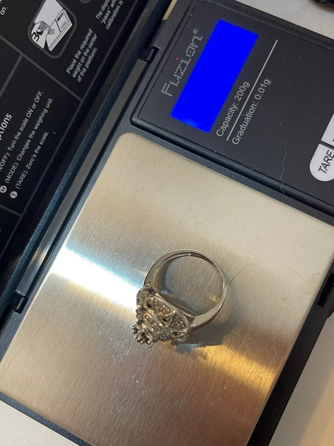 10k white gold Ring with Black Clear diamonds image indicator(3)