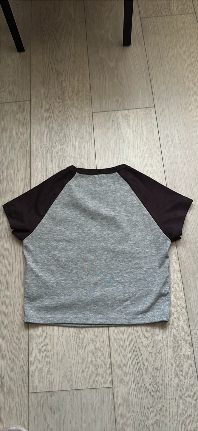 Y2K girl Keepers of Heaven Graphic Tee - XS - photo 3