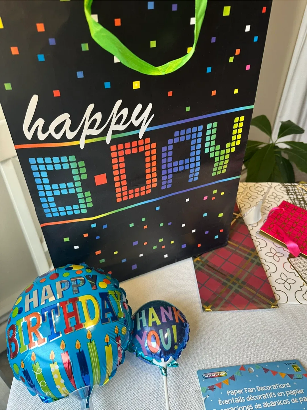 Totes Umbrella + Birthday Items image indicator(5)