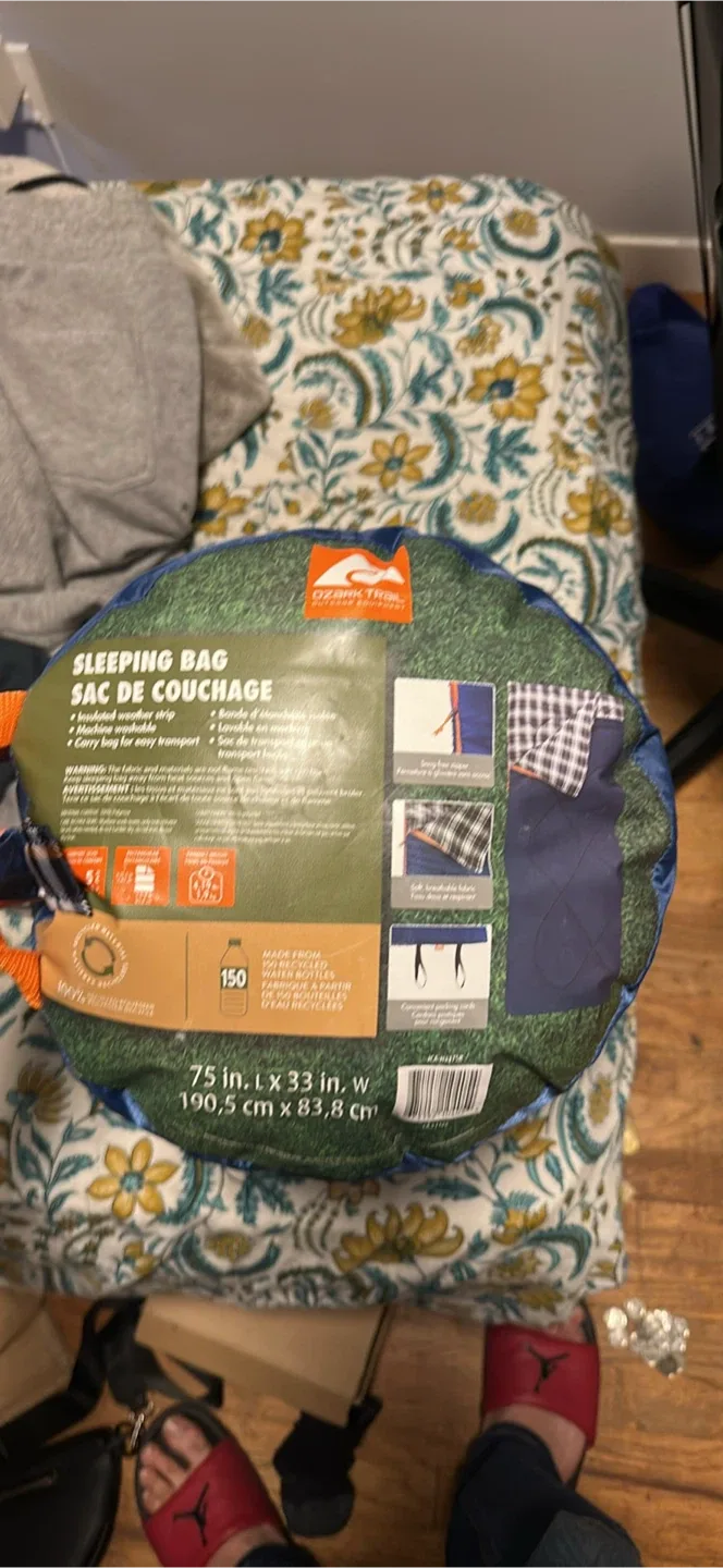 Ozark Trail Sleeping Bag - 75 in x 33 in