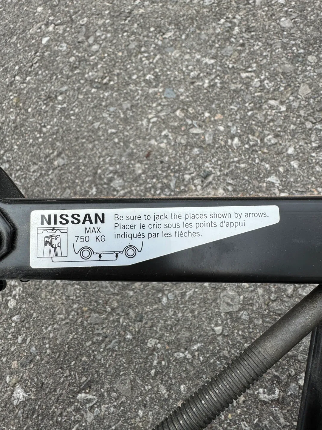 Nissan Car Jack - 750 KG Max image indicator(2)