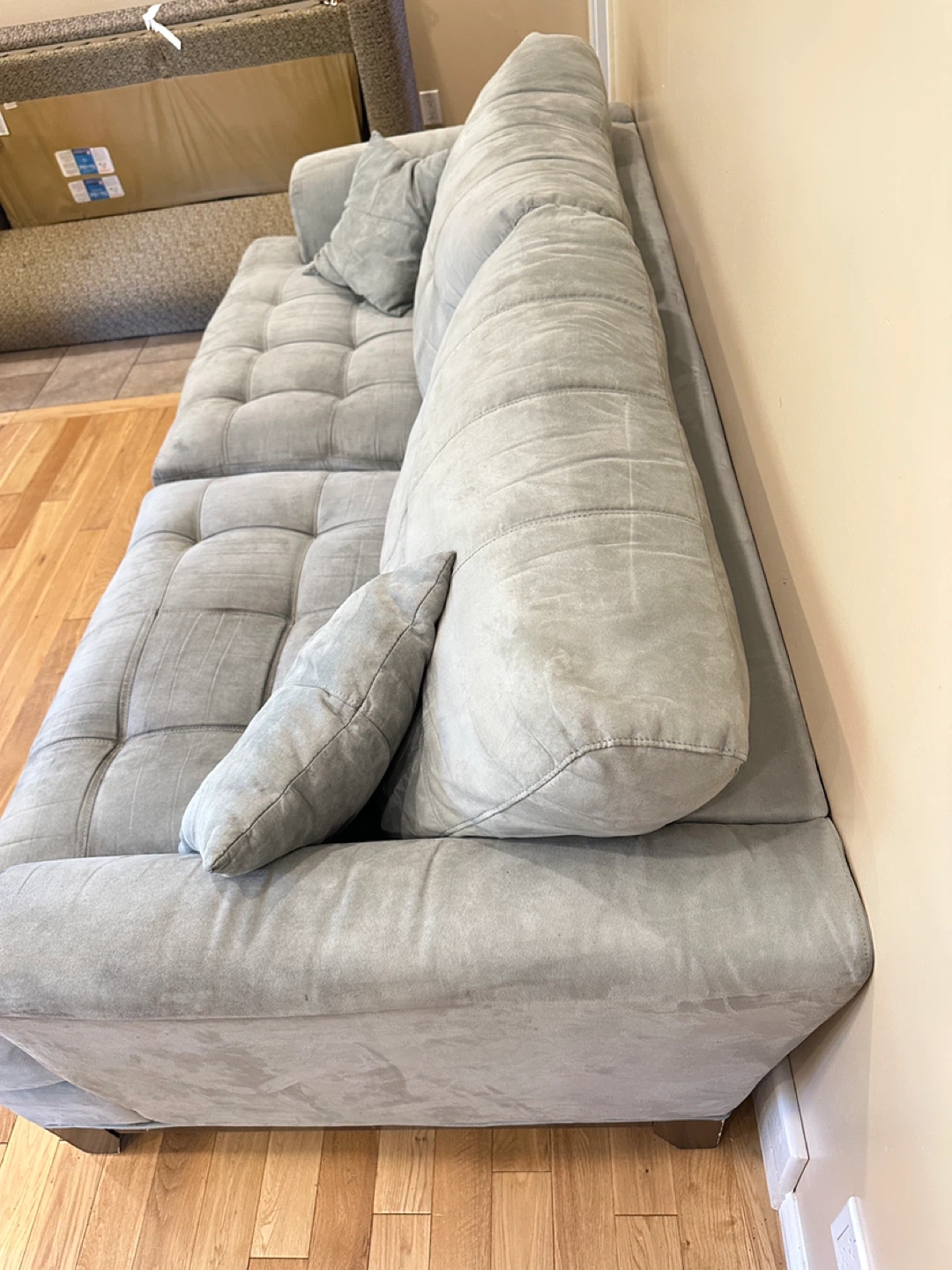 Modern Grey Tufted Microfiber Sofa (CAN DELIVER) - photo 5