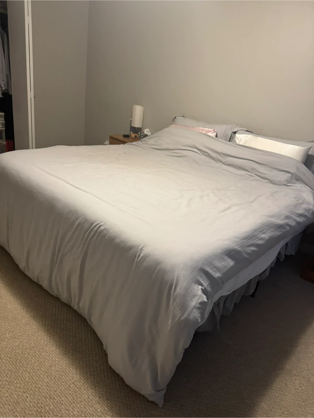 A king size mattress and bed frame - photo 4