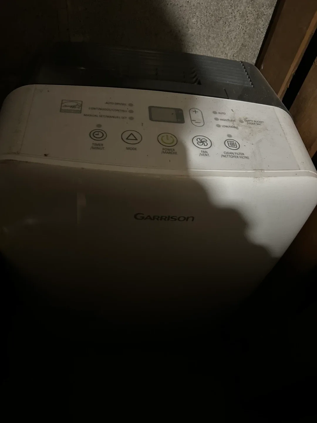 Garrison Dehumidifier - 28 pints thumbnail