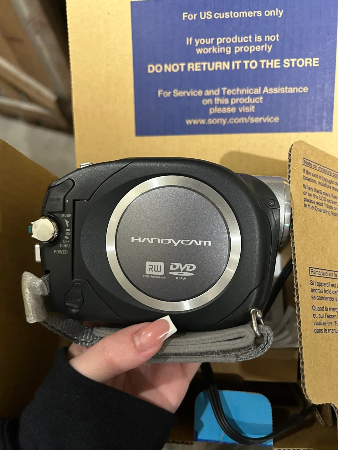 Sony Handycam DCR-DVD203 DVD Camcorder w/ Box image indicator(3)