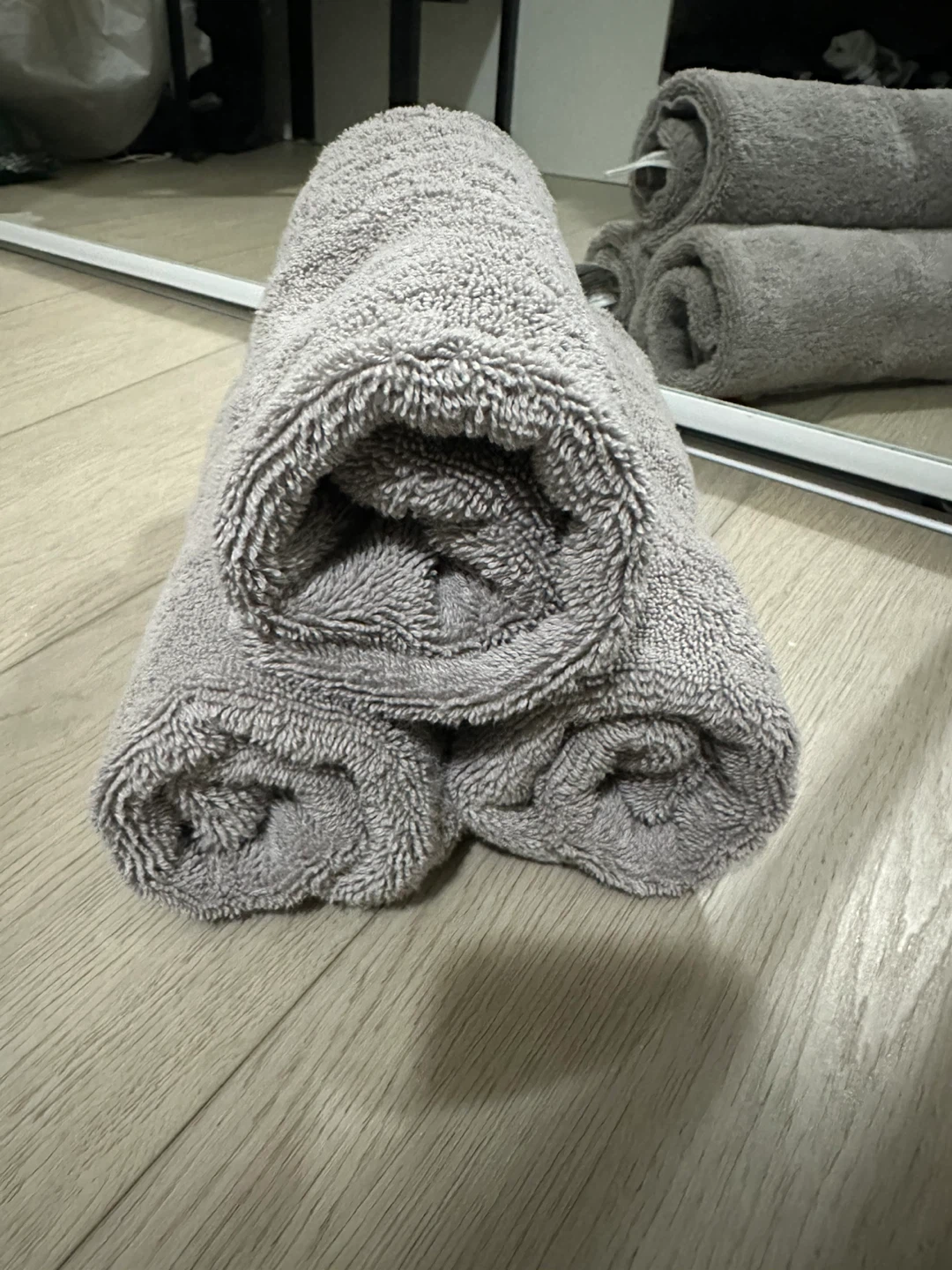Grey Hand Towels - Set of 3 - photo 3