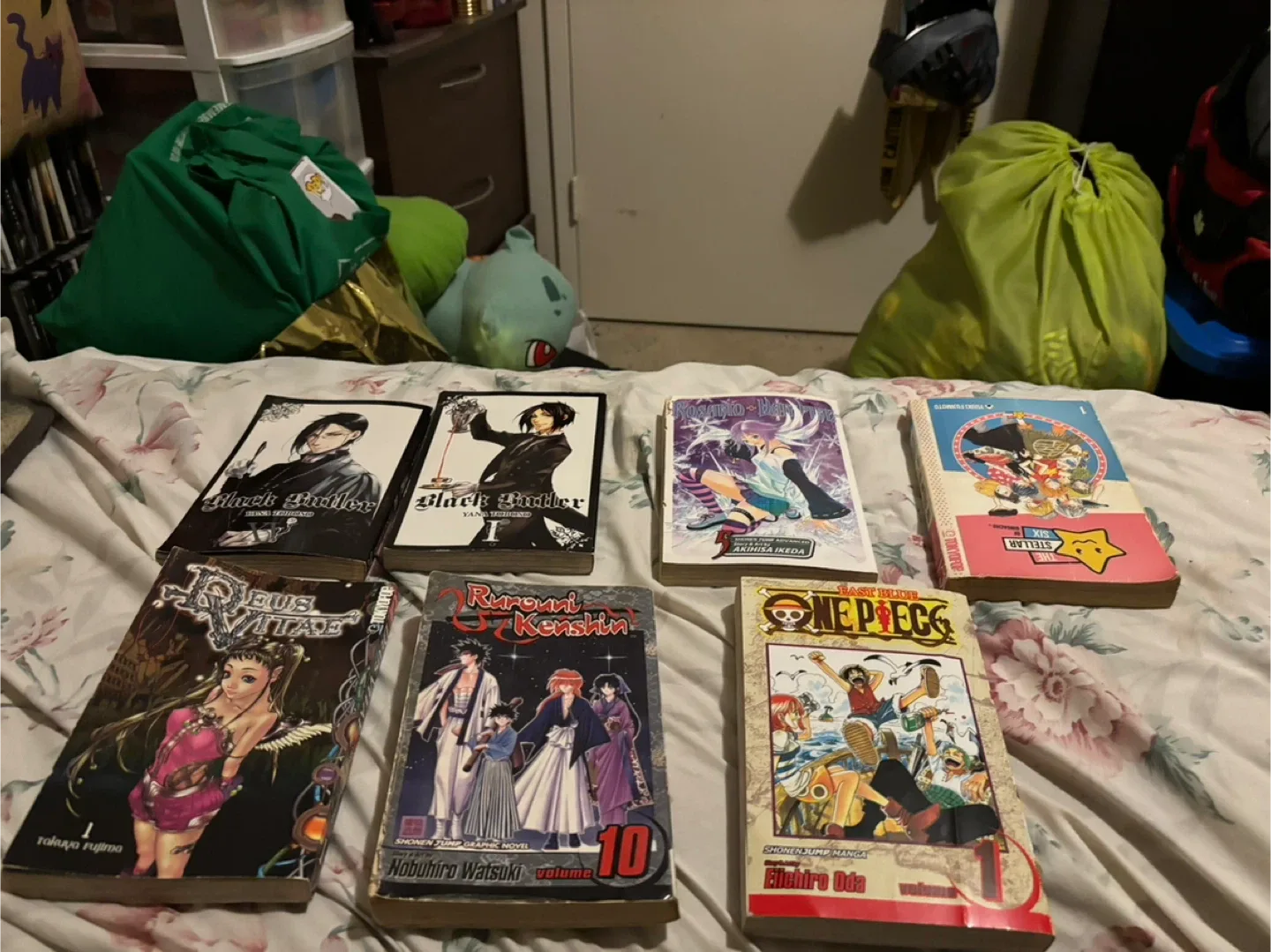 Manga Lot: Black Butler, One Piece, Rurouni Kenshin