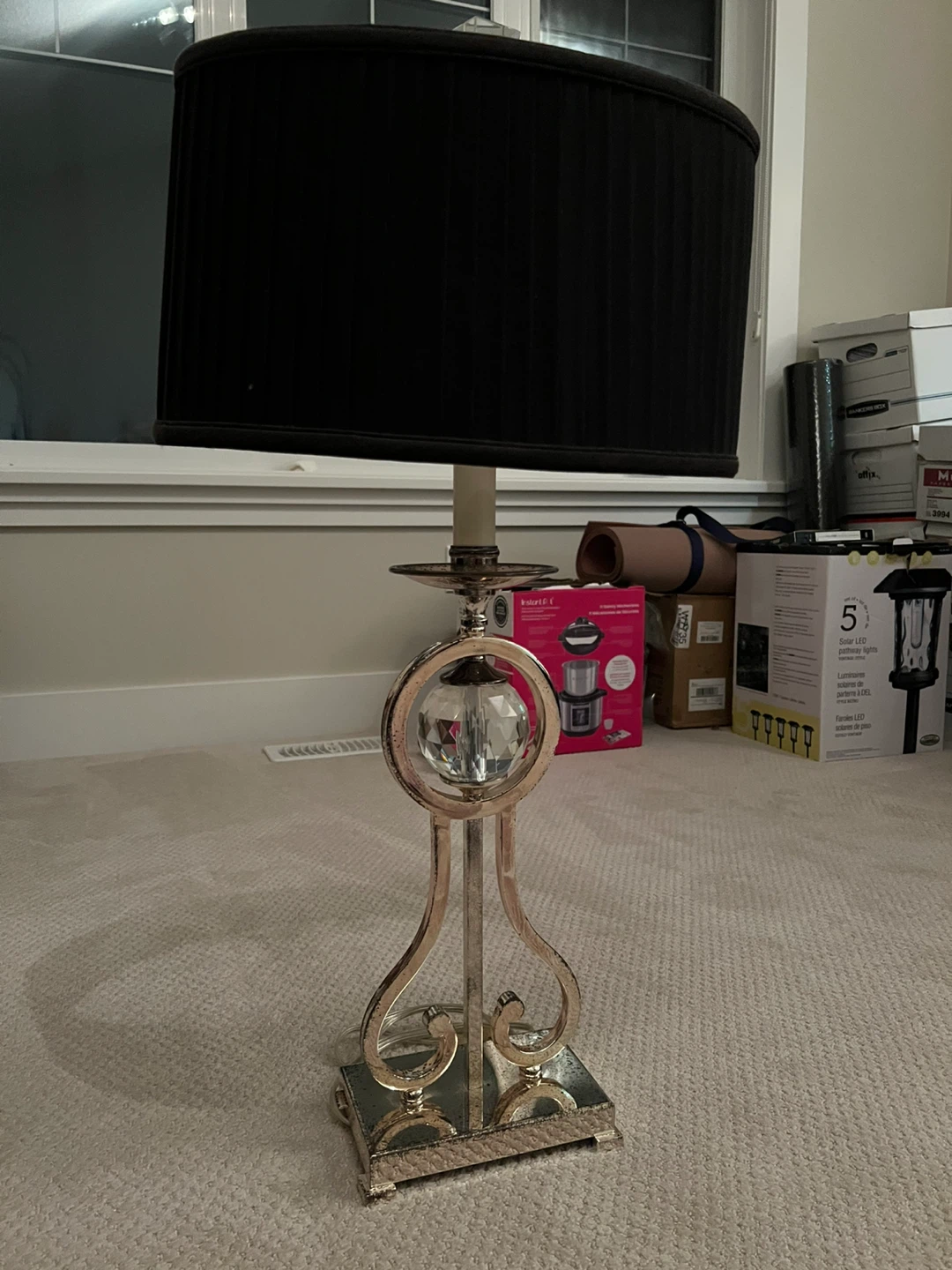 Elegant Black Shade Table Lamp - photo 2