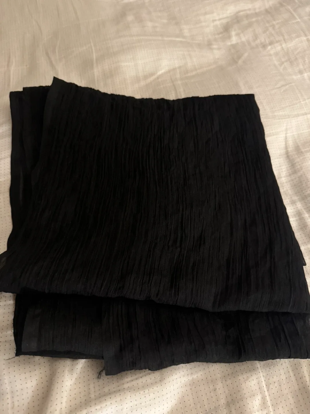 3pcs Black & Gold Embroidered Net Gown and Outfit image indicator(9)