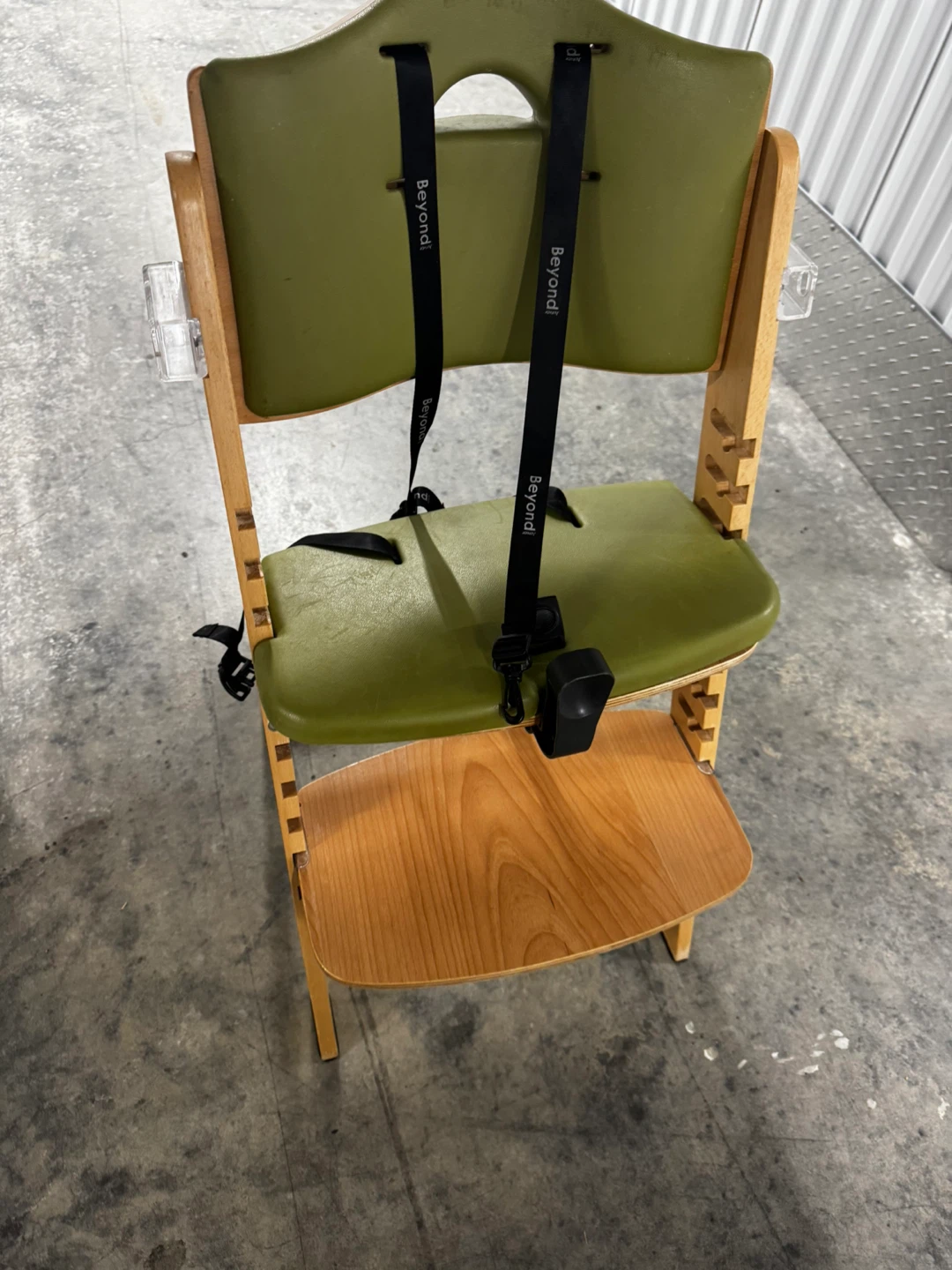 Abiie Beyond Wooden High Chair - photo 2