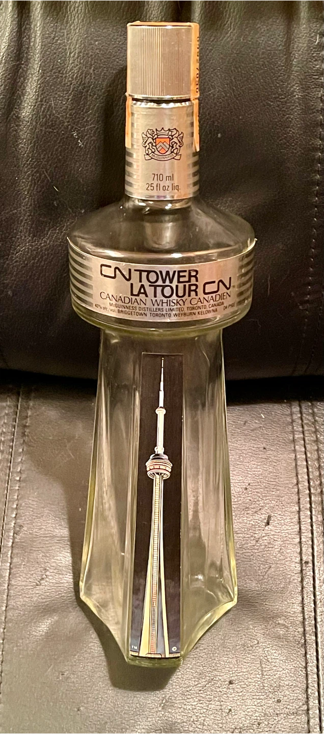 🥕Vintage CN Tower La Tour Canadian Whisky Bottle