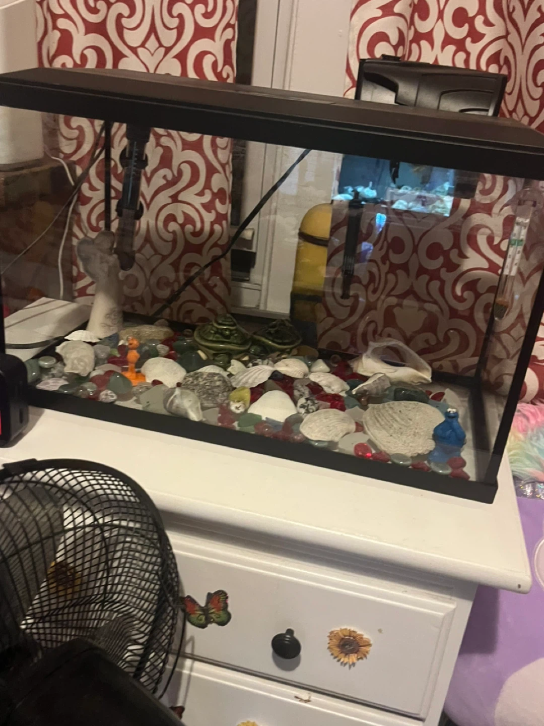 Fish Tank with Accessories - photo 3