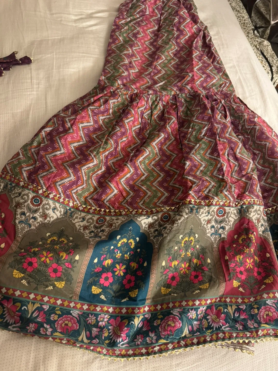 New beautiful Gharara dress in ethnic look small/medium image indicator(4)