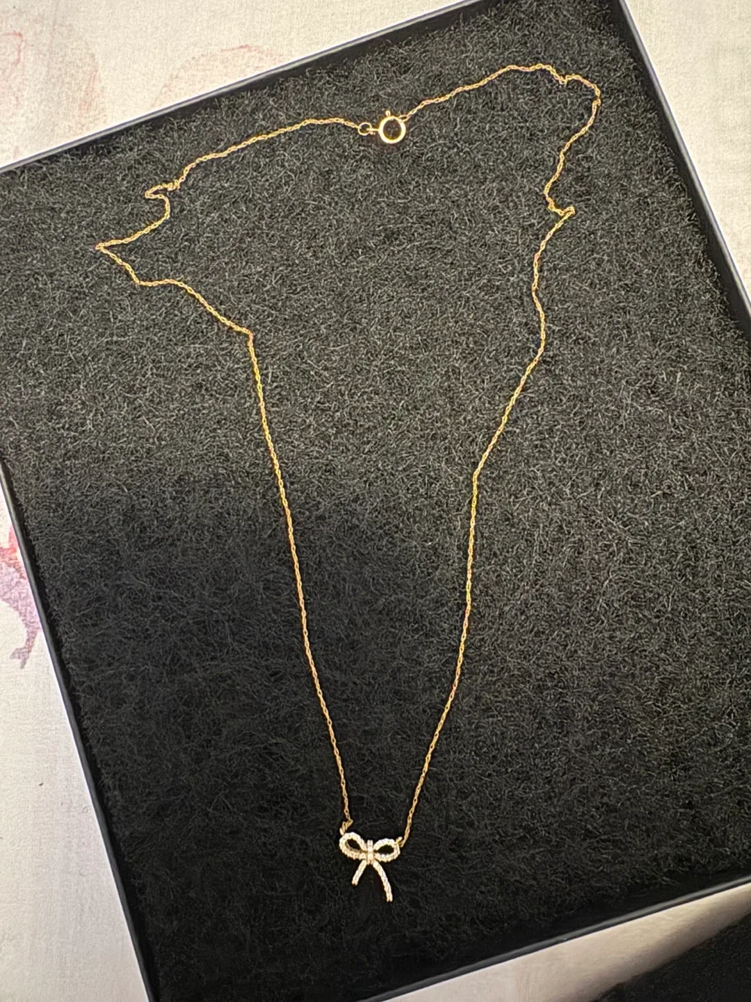 14 karat Bow Pendant Necklace image indicator(3)