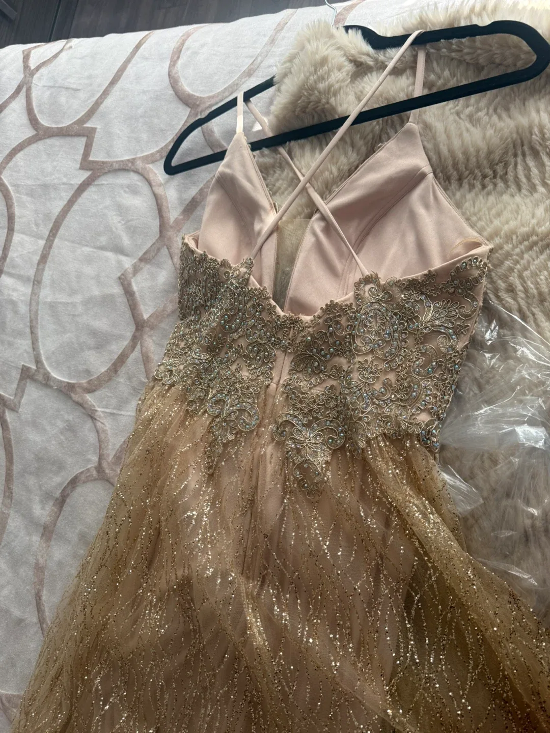 Gold Embellished Formal Dress - Size 6 US image indicator(3)