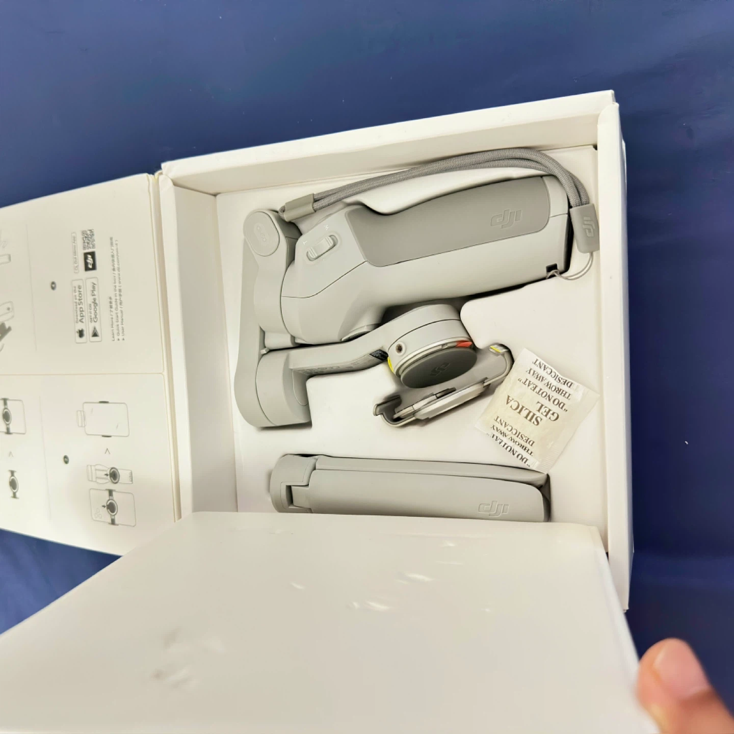 DJI OM 4 Smartphone Stabilizer - Like New! - photo 3