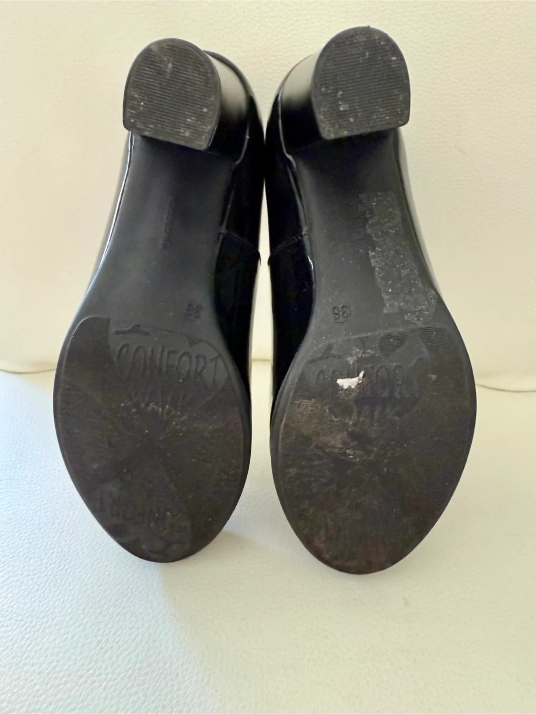 Karston Air Black Patent Heels - Size 36 image indicator(5)