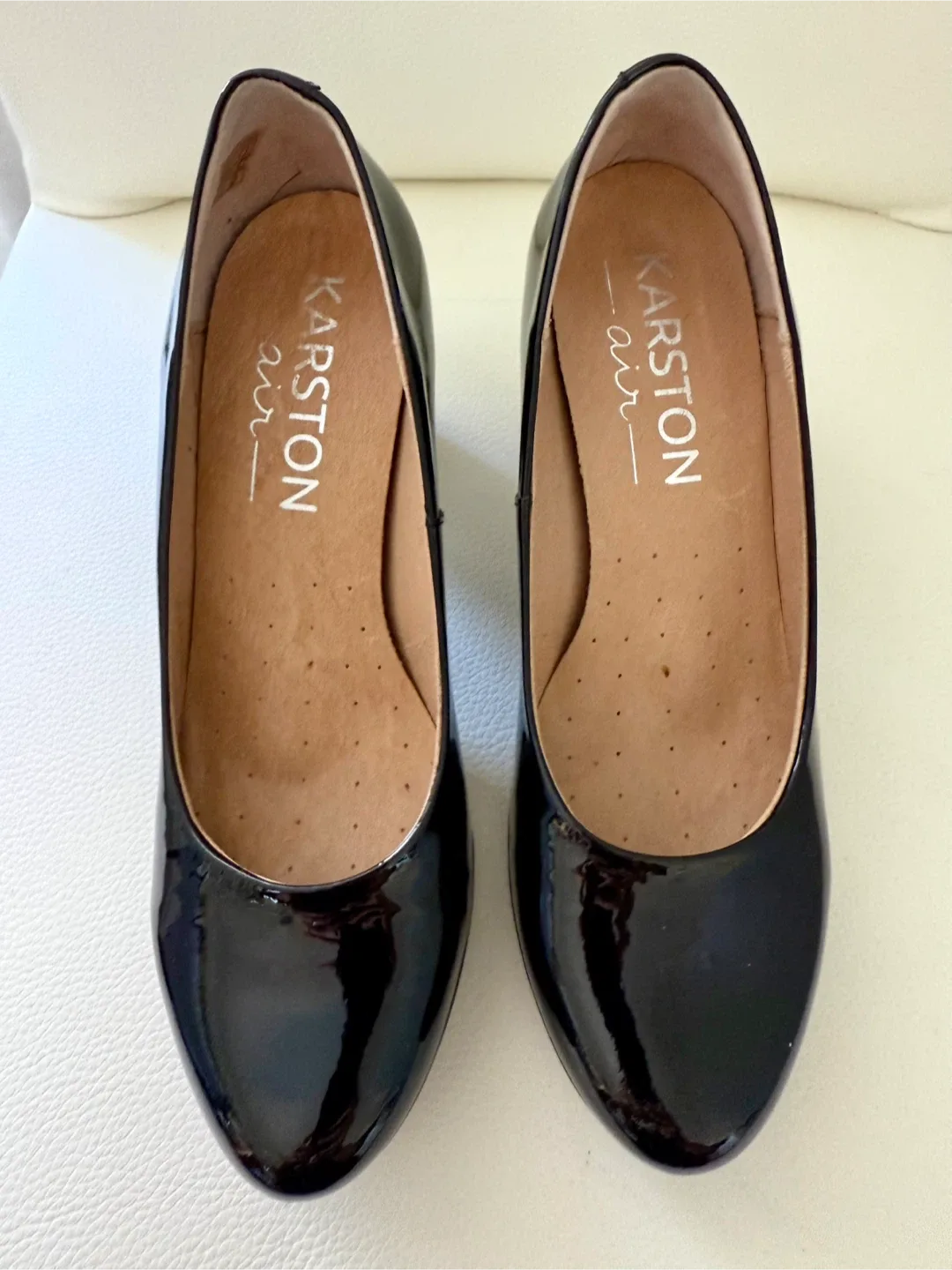 Karston Air Black Patent Heels - Size 36 image indicator(3)