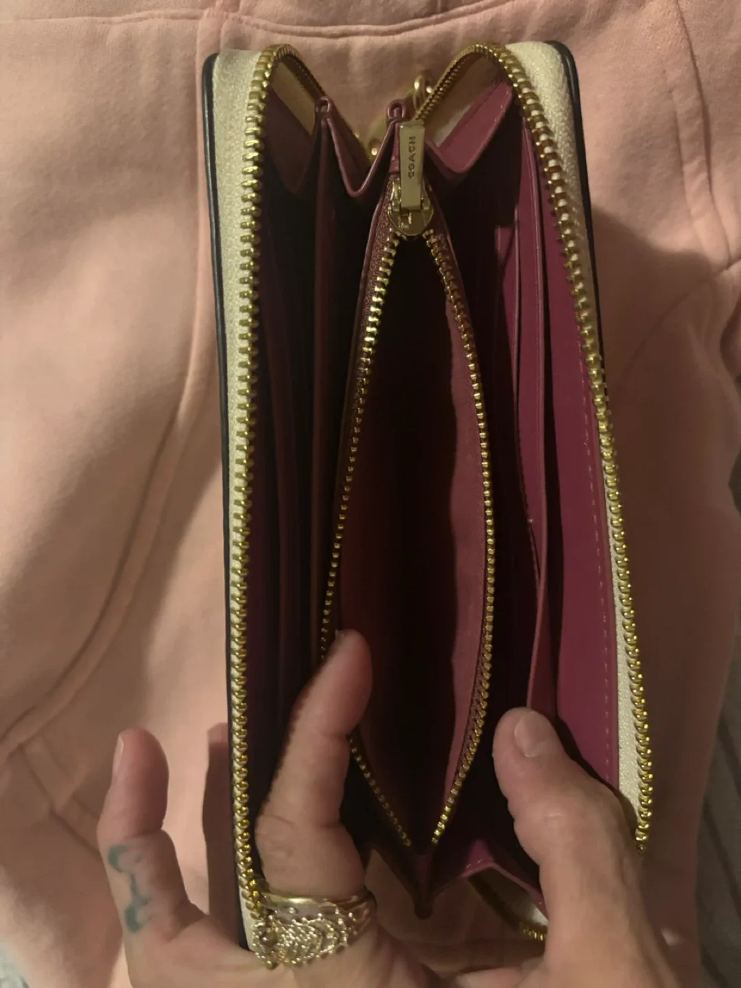 Coach Beige/Pink Wallet image indicator(3)
