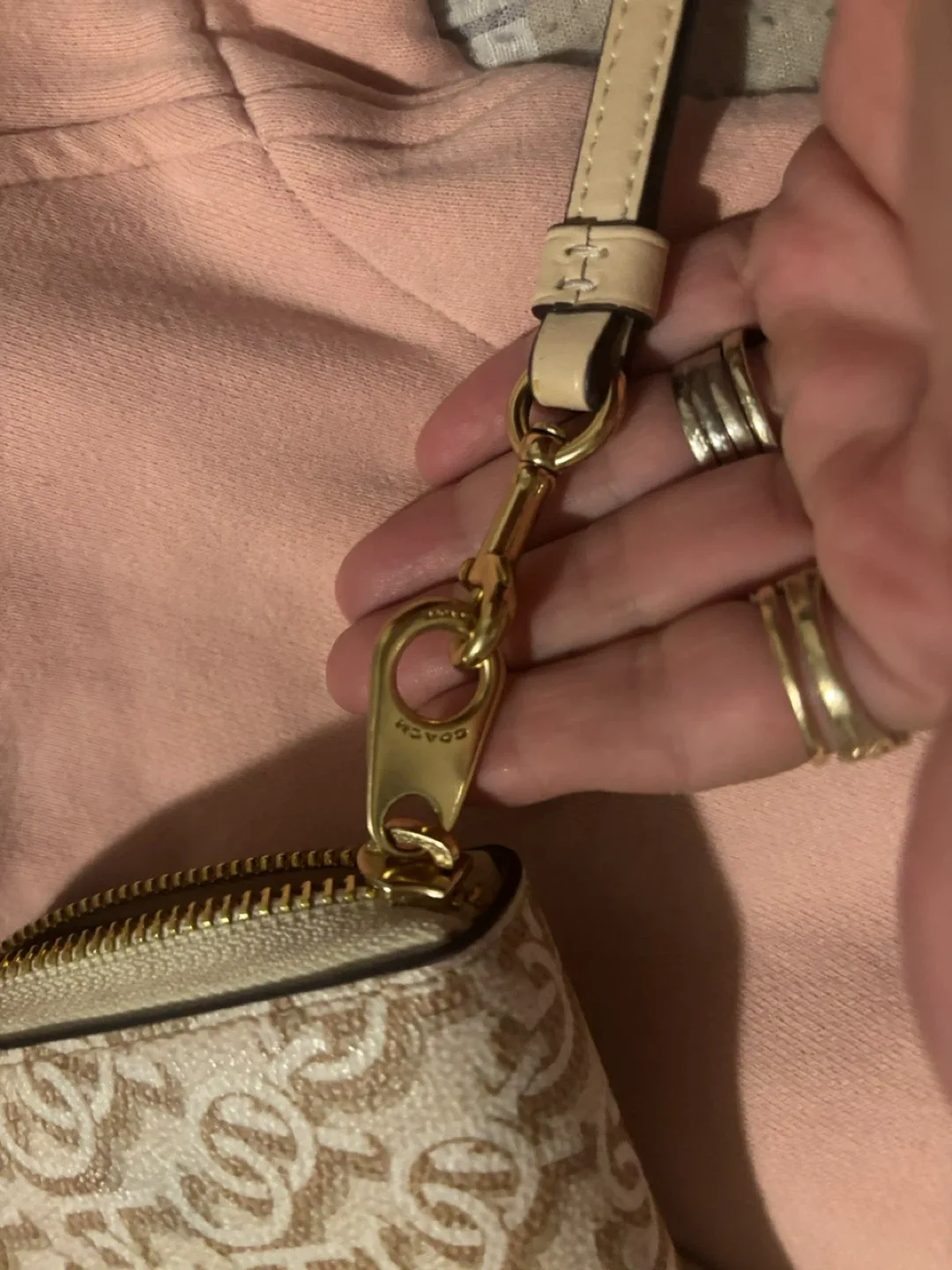 Coach Beige/Pink Wallet image indicator(4)
