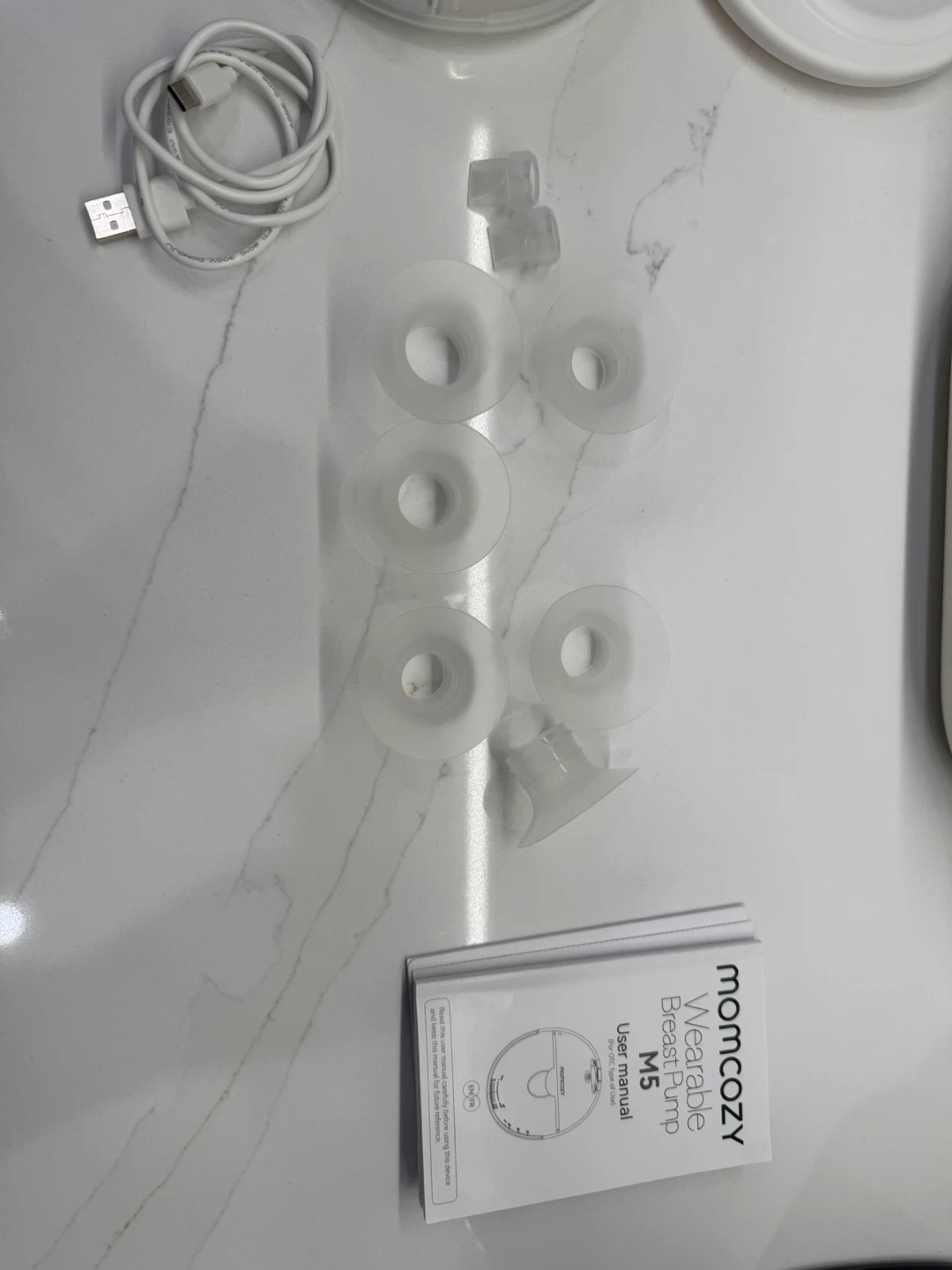 Momcozy M5 Wearable Breast Pump + Medela Storage Bags - photo 3