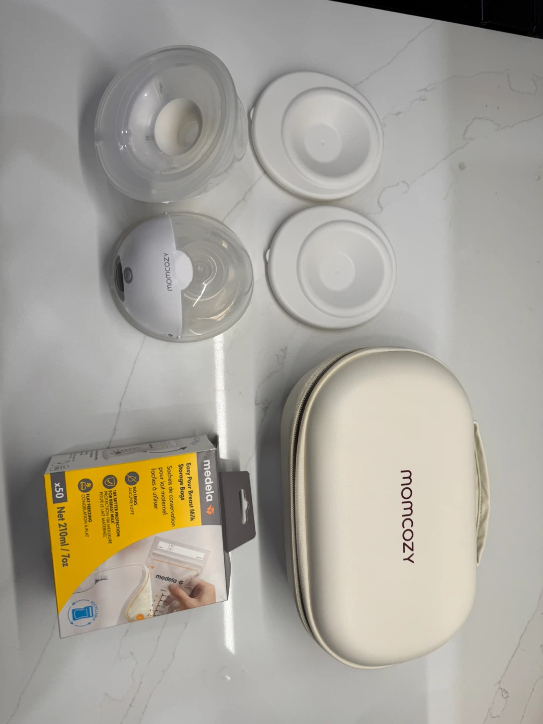 Momcozy M5 Wearable Breast Pump + Medela Storage Bags - photo 2