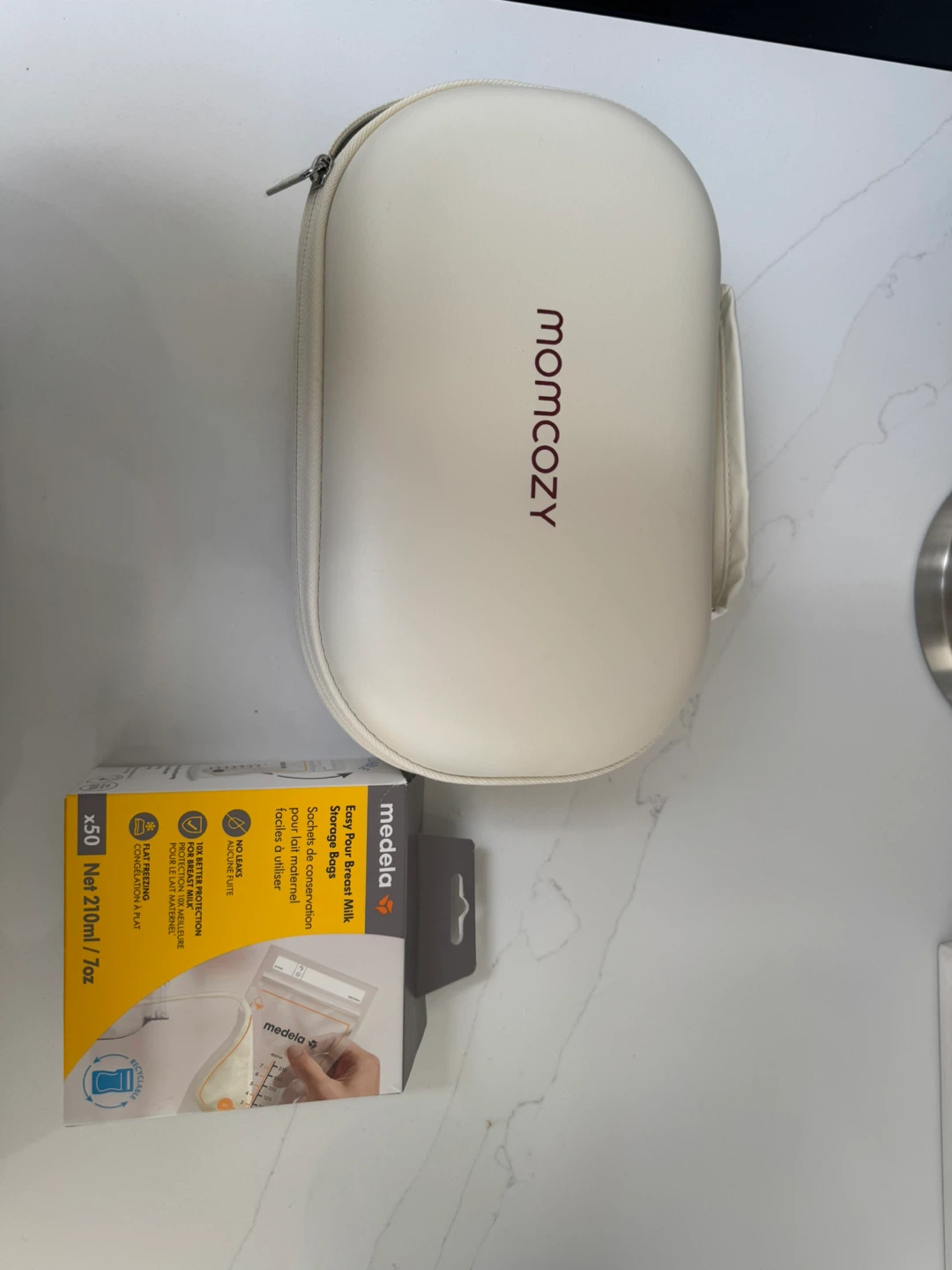Momcozy M5 Wearable Breast Pump + Medela Storage Bags