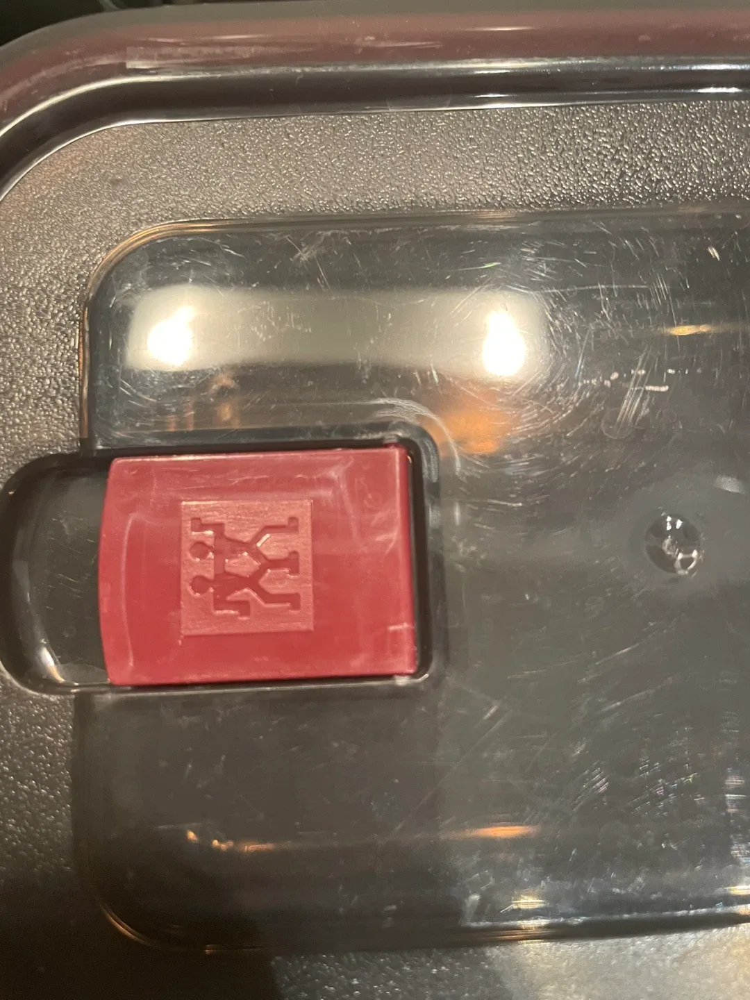 MOVING OUT SALE! 3-Piece Zwilling Glass Food Containers image indicator(3)