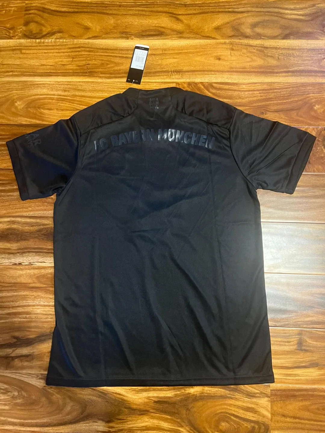 FC Bayern Munchen Special EditionJersey - New with Tags image indicator(3)