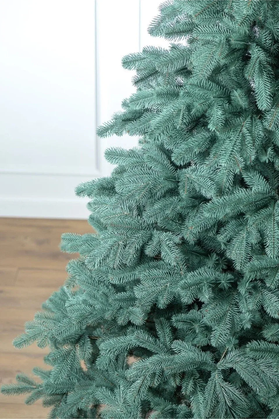 Artificial Christmas Tree -  Spruce image indicator(3)