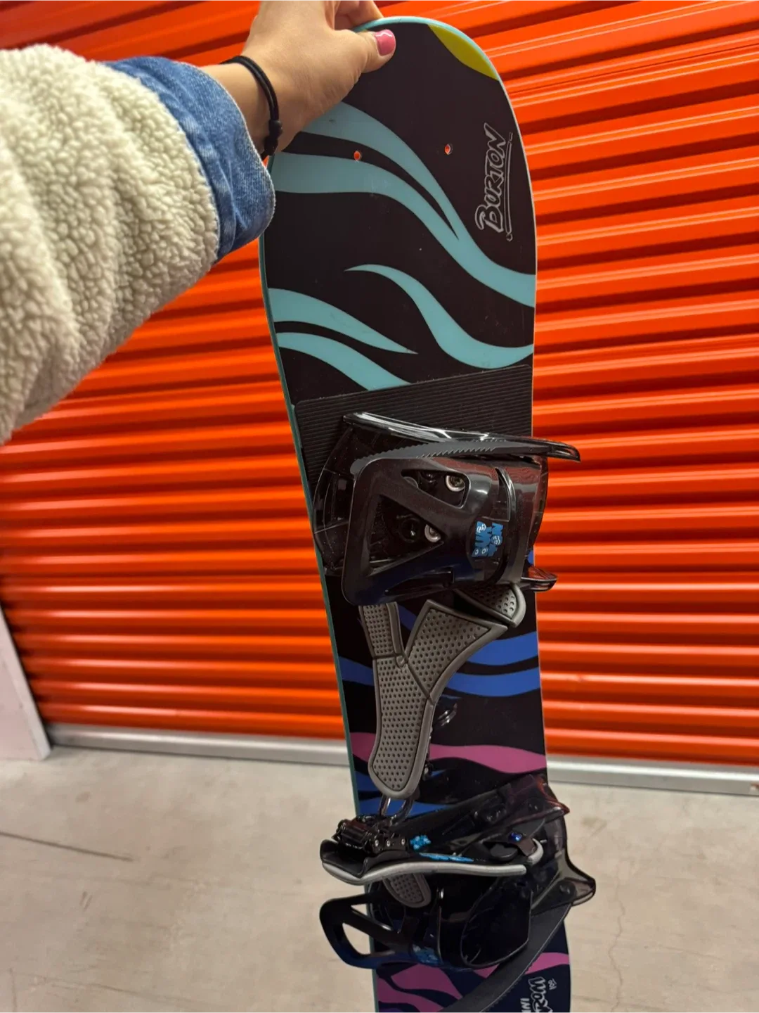 Burton Snowboard with Grom Bindings image indicator(3)