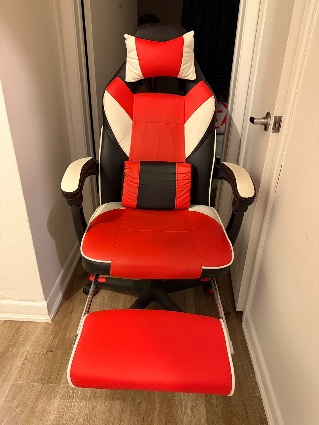 Red & Black Gaming Chair with Footrest - photo 2