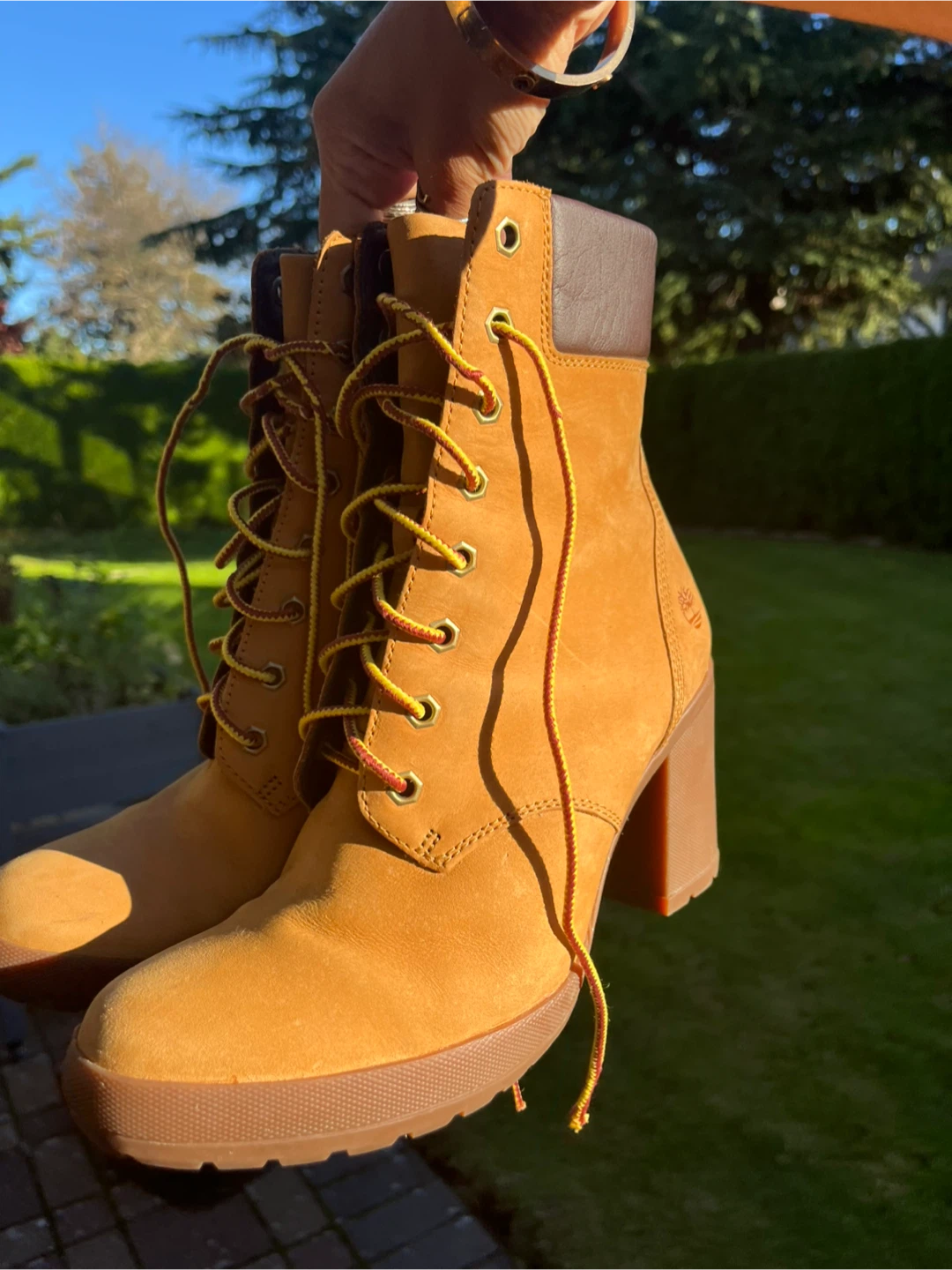 Make an offer: Timberland Women's Heeled Boots, Size 9 - photo 2