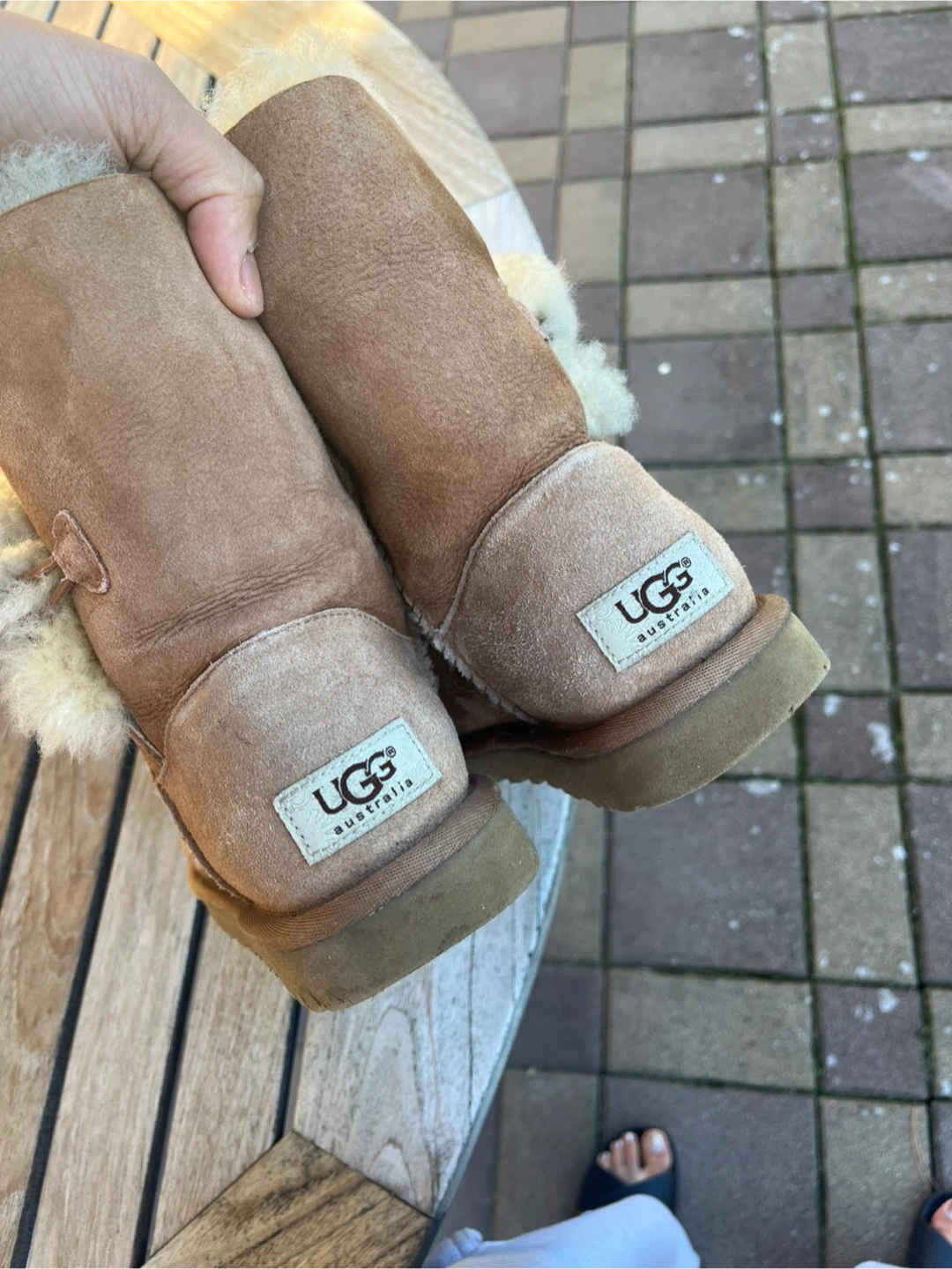 UGG Australia Classic Short Boots, Size 6 - photo 3