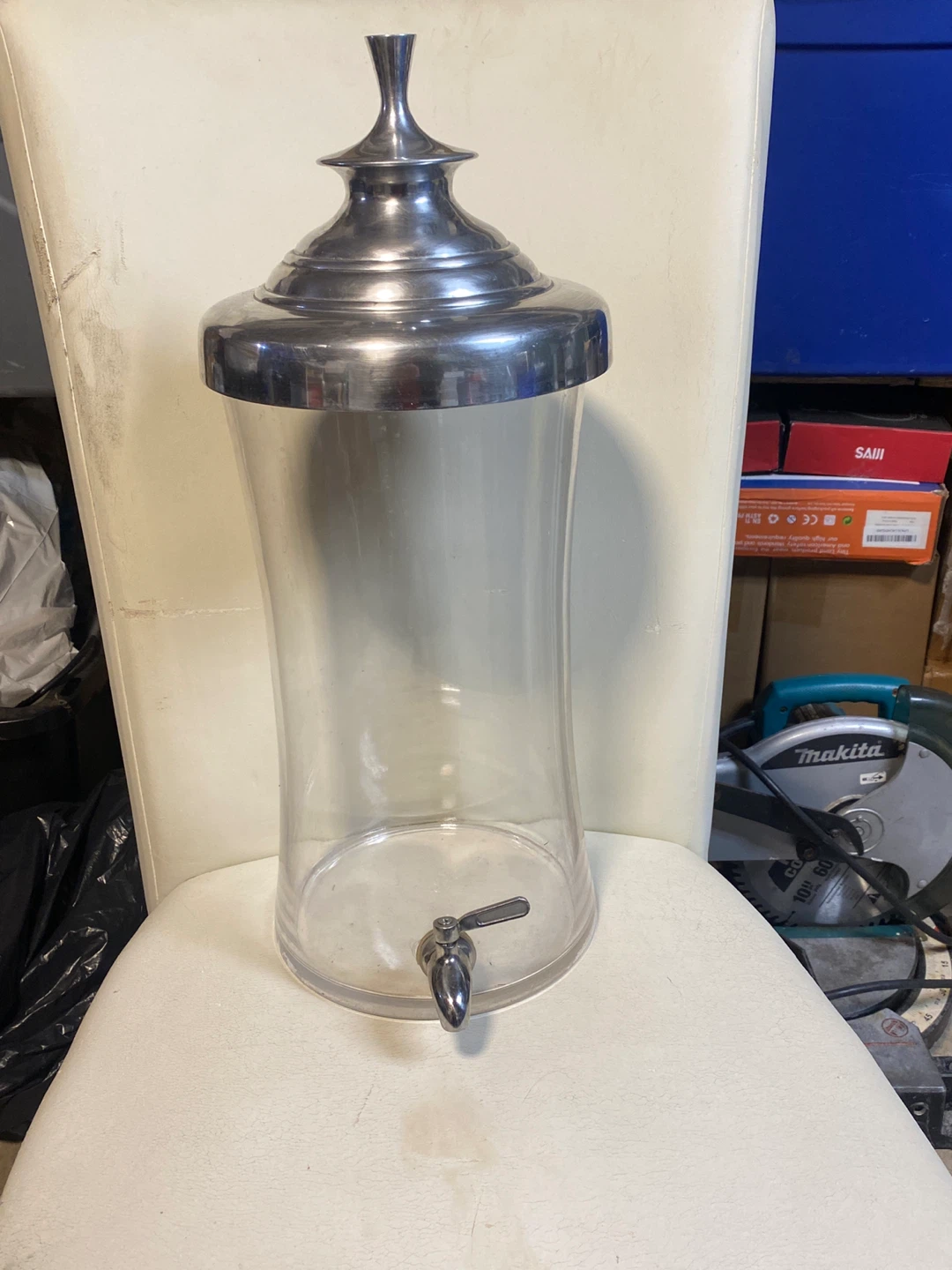 Glass Beverage Dispenser with Stainless Steel lid & Spigot