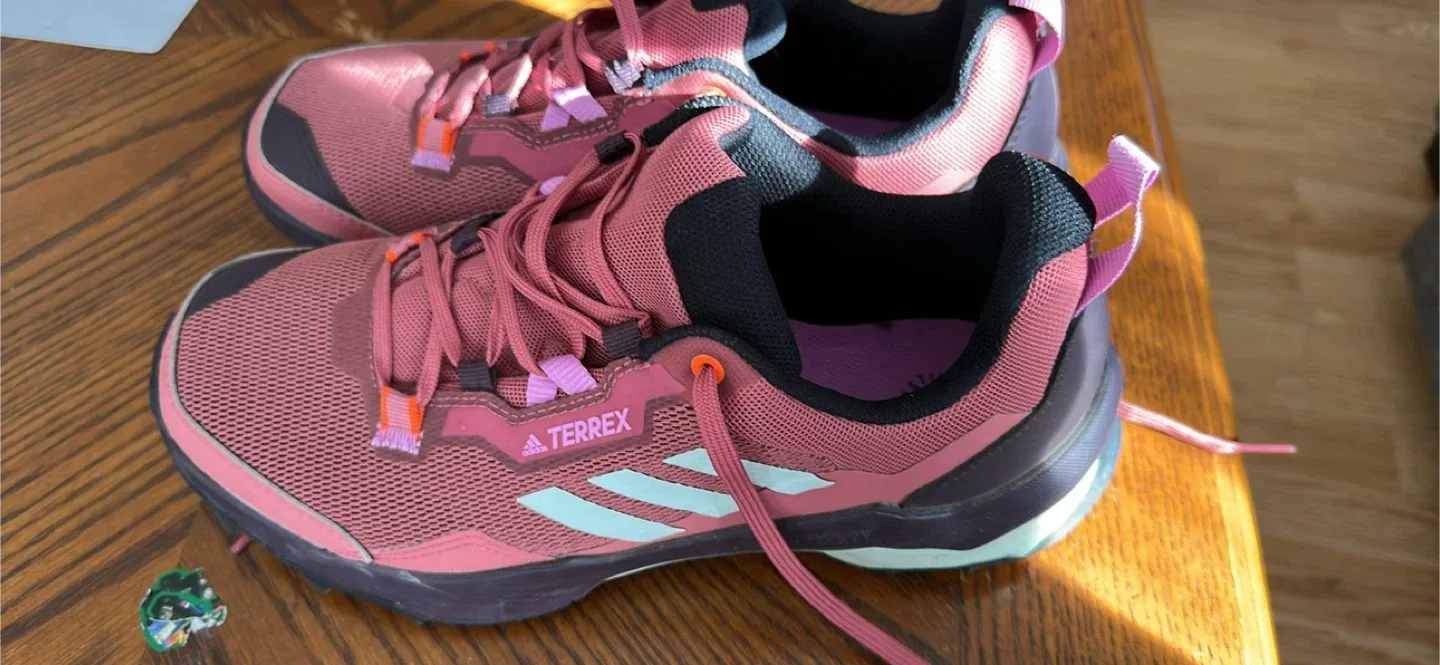 Adidas Terrex Hiking Shoes, Size 9.5 image indicator(2)