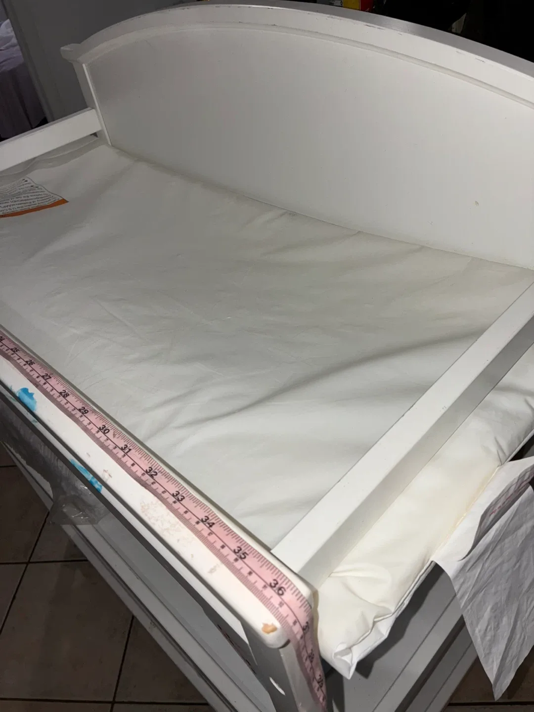 Baby Crib & Changing Table Set image indicator(6)