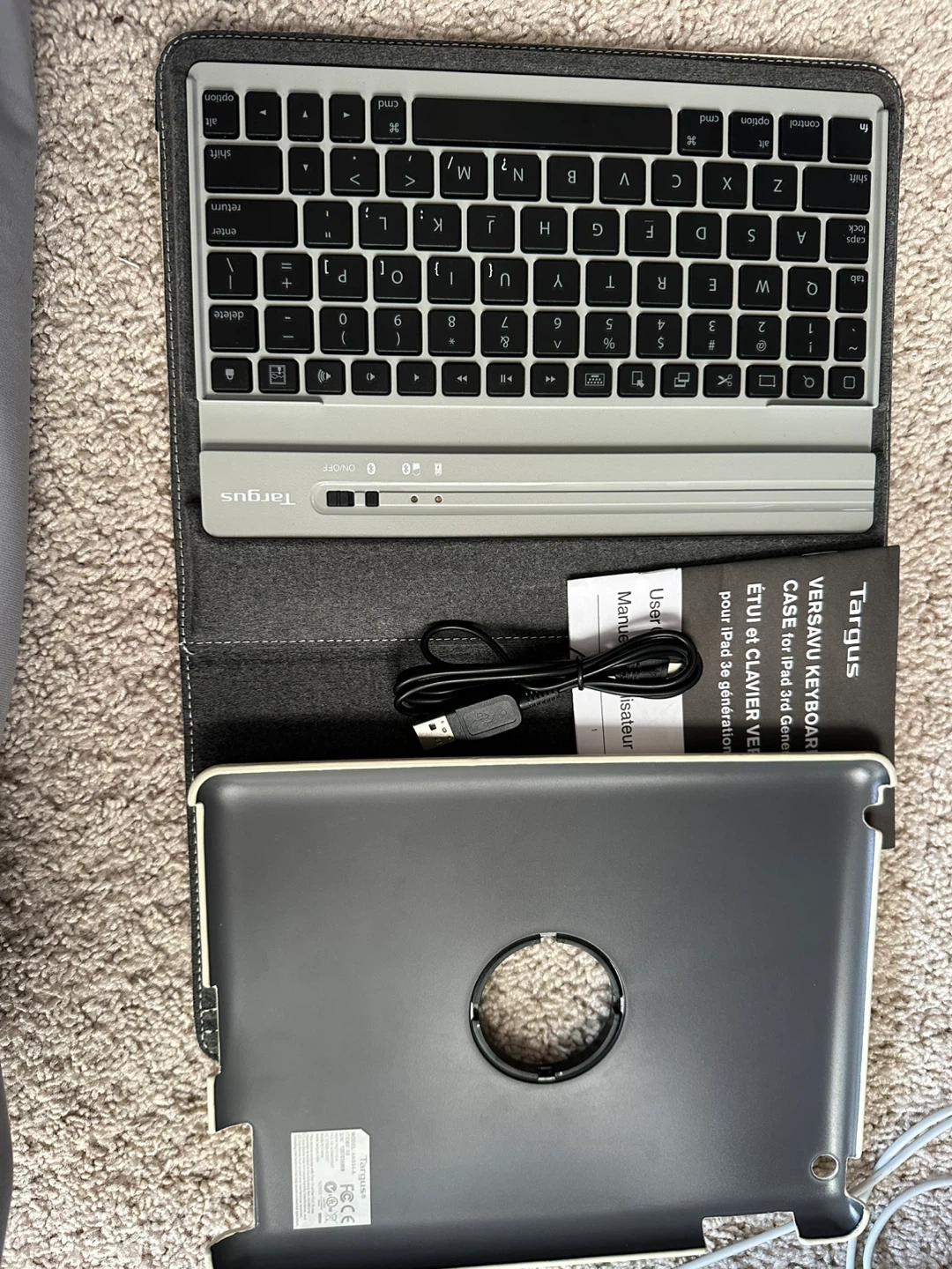Targus Versavu Keyboard Case for iPad & Gen2
