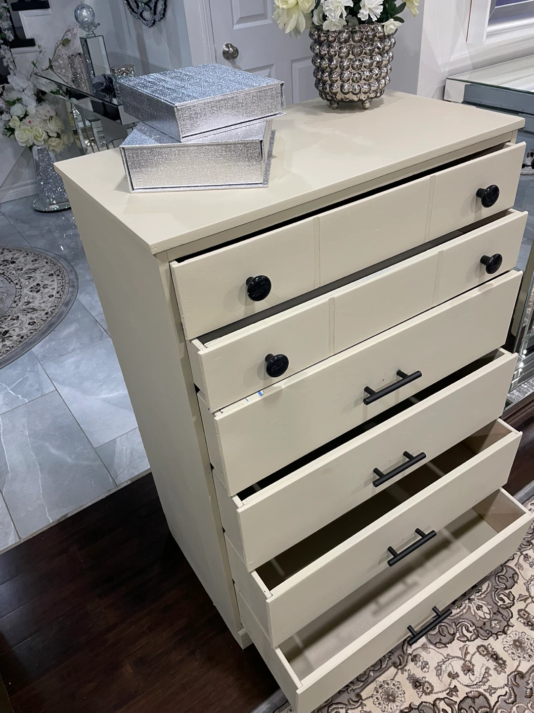 Cream-coloured 6-Drawer Dresser (W28 D16 H42) - photo 5