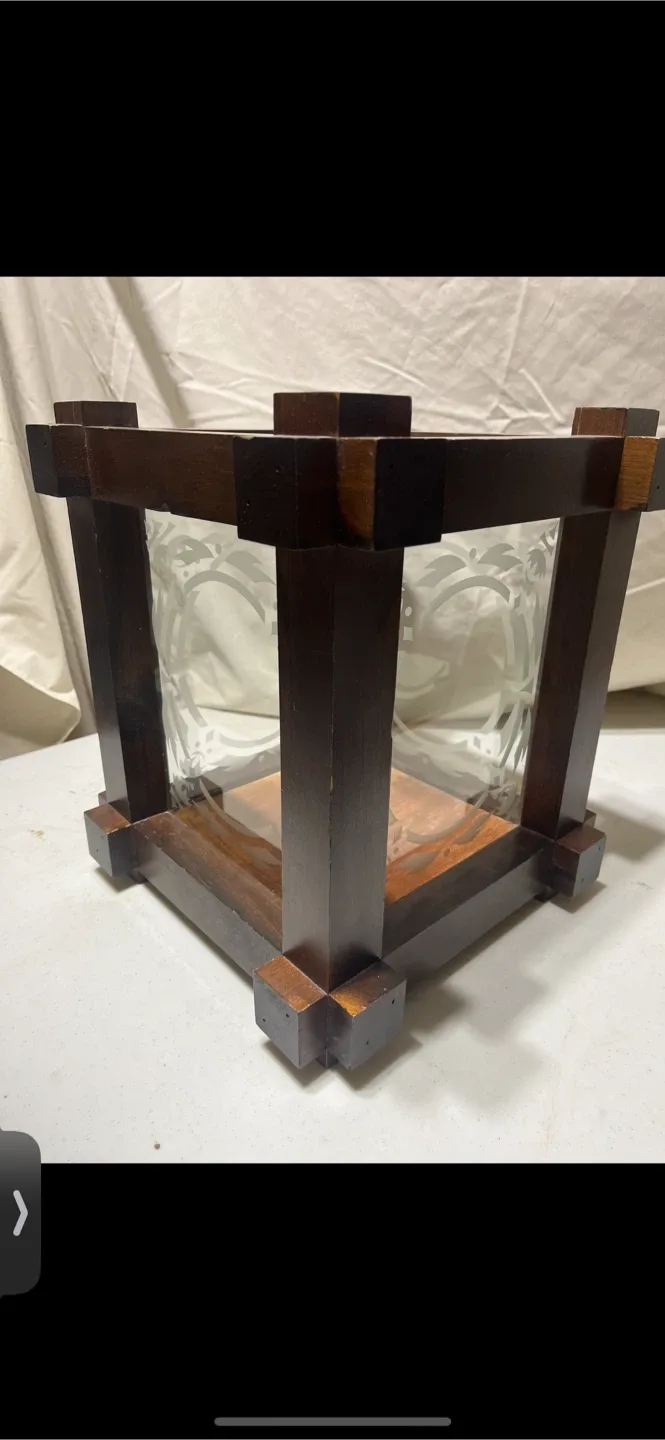 Wood & Glass terrarium image indicator(3)