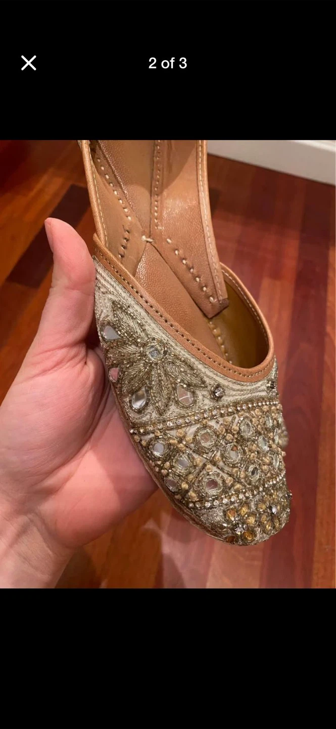 Ladies' Embellished jutti Shoes - Size 9 - photo 2