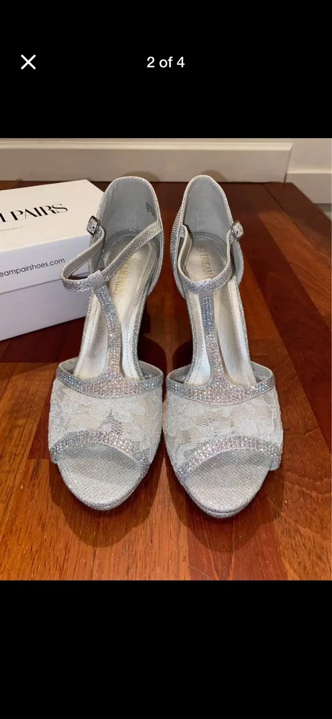 Dream Pairs Amore-2 Silver Heels - Size 11 image indicator(4)