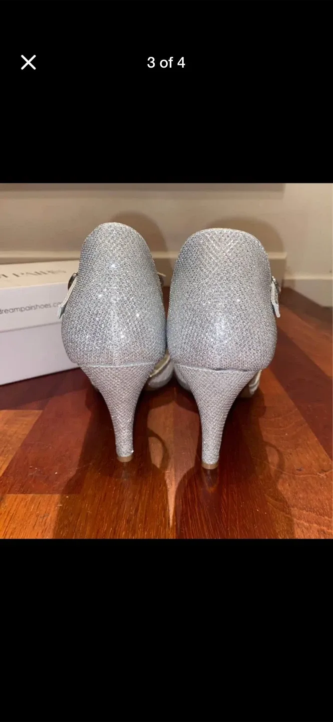 Dream Pairs Amore-2 Silver Heels - Size 11 image indicator(2)