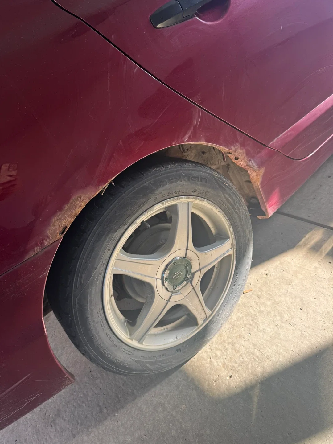 Honda Civic, Maroon 150k km automatic image indicator(8)
