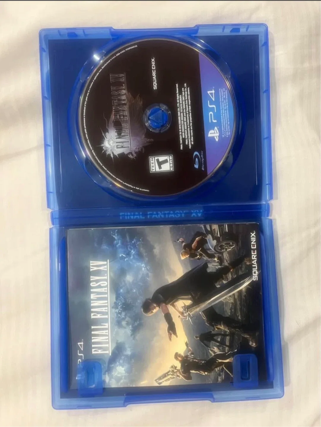 Final Fantasy XV Day One Edition - PS4 Game image indicator(3)