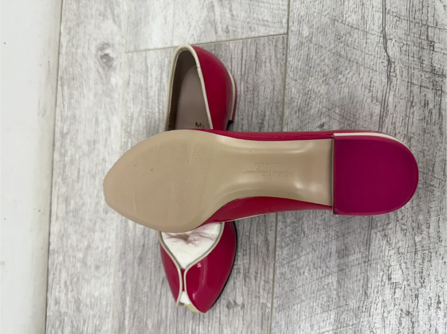 Salvatore Ferragamo Red Patent Leather Heels Size 7 image indicator(3)